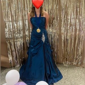 👑 Stunning Strapless Royal Blue Graduation Gown | Size 6 | Sparkle & Shine 👑